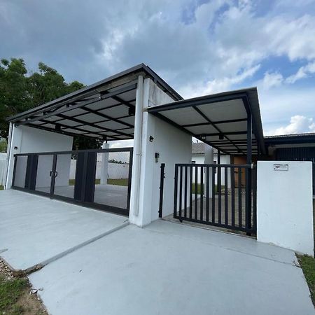 Nur Villa Sg Soi Musslimm Only Kuantan Luaran gambar