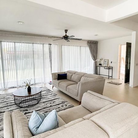 Nur Villa Sg Soi Musslimm Only Kuantan Luaran gambar
